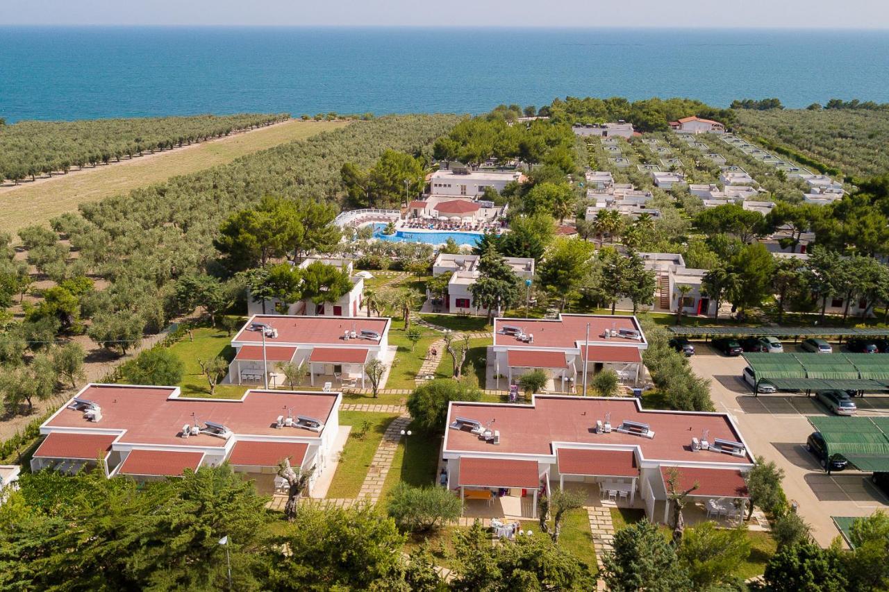 Villaggio Baia Del Monaco Manfredonia Exterior foto